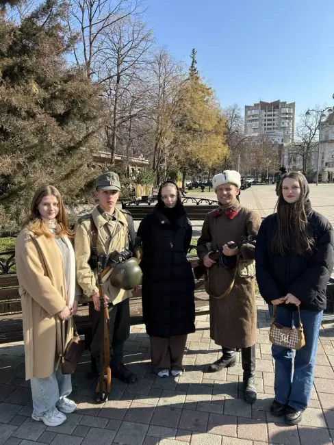Плехановцы стали зрителями реконструкции боя!