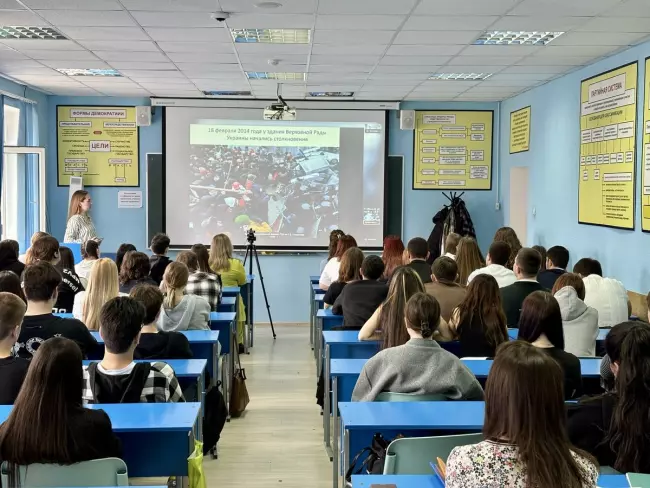 Сегодня 18 марта — важный день для нашей страны. День воссоединения Крыма с Россией!