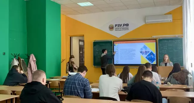 Плехановцы-менеджеры изучают организационное проектирование!